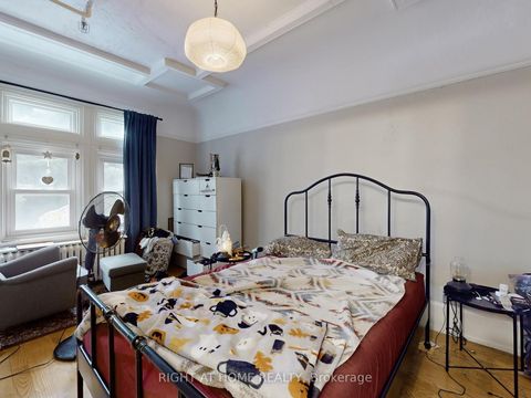 Photo 16 at 32 High Park Boulevard, Swansea, Toronto