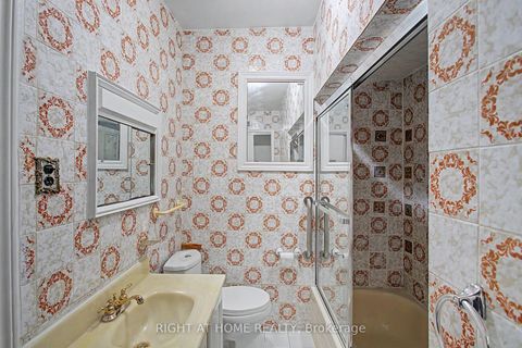 Photo 17 at 89 Newton Drive, Newtonbrook East, Toronto