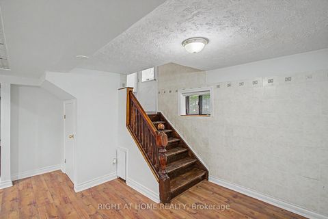 Photo 19 at 89 Newton Drive, Newtonbrook East, Toronto