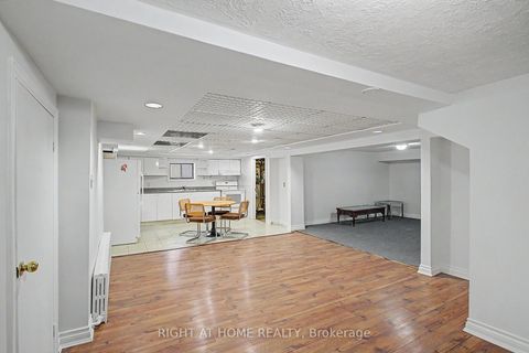 Photo 21 at 89 Newton Drive, Newtonbrook East, Toronto