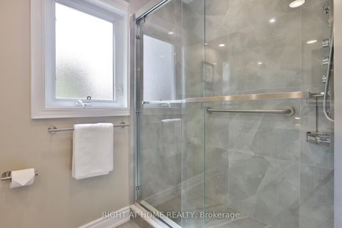 Photo 15 at 60 Aragon Avenue, Sullivan, Toronto