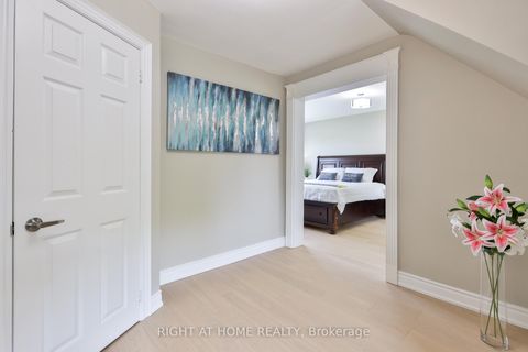 Photo 17 at 60 Aragon Avenue, Sullivan, Toronto