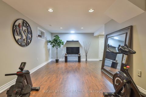 Photo 24 at 60 Aragon Avenue, Sullivan, Toronto