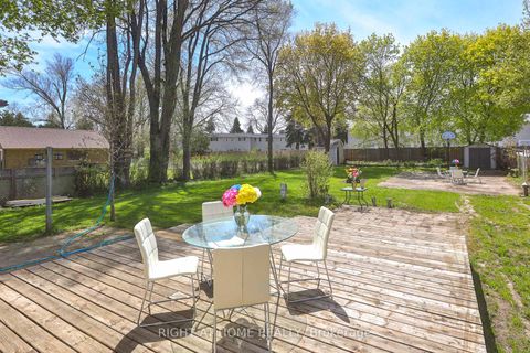 Photo 29 at 60 Aragon Avenue, Sullivan, Toronto