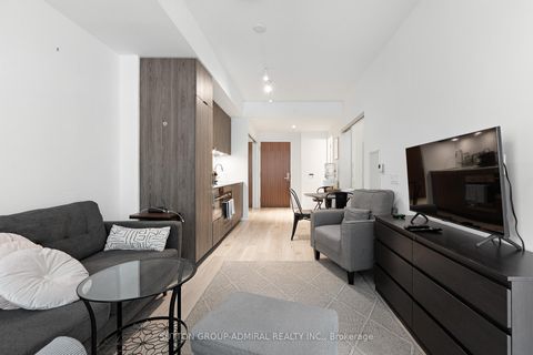 Photo 5 at 208 - 15 Queens Quay E, Waterfront Communities C8, Toronto