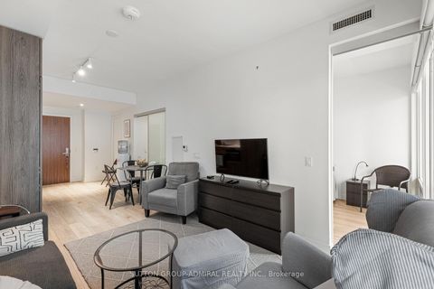 Photo 17 at 208 - 15 Queens Quay E, Waterfront Communities C8, Toronto