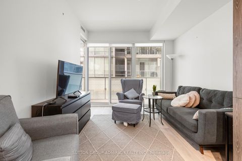 Photo 18 at 208 - 15 Queens Quay E, Waterfront Communities C8, Toronto
