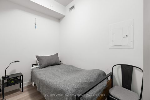 Photo 27 at 208 - 15 Queens Quay E, Waterfront Communities C8, Toronto