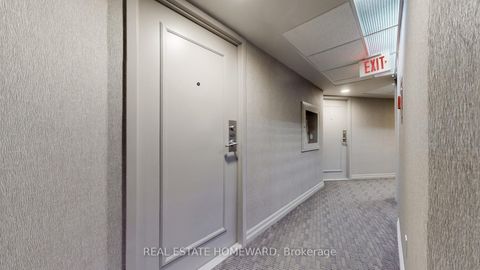 Photo 5 at 623 - 77 Maitland Place, South St. James Town, Toronto
