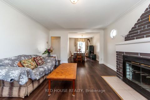 Photo 4 at 40 North Woodrow Boulevard, Birchmount, Toronto