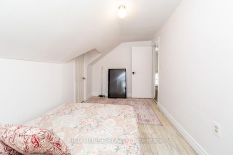 Photo 17 at 40 North Woodrow Boulevard, Birchmount, Toronto