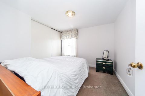 Photo 18 at 40 North Woodrow Boulevard, Birchmount, Toronto