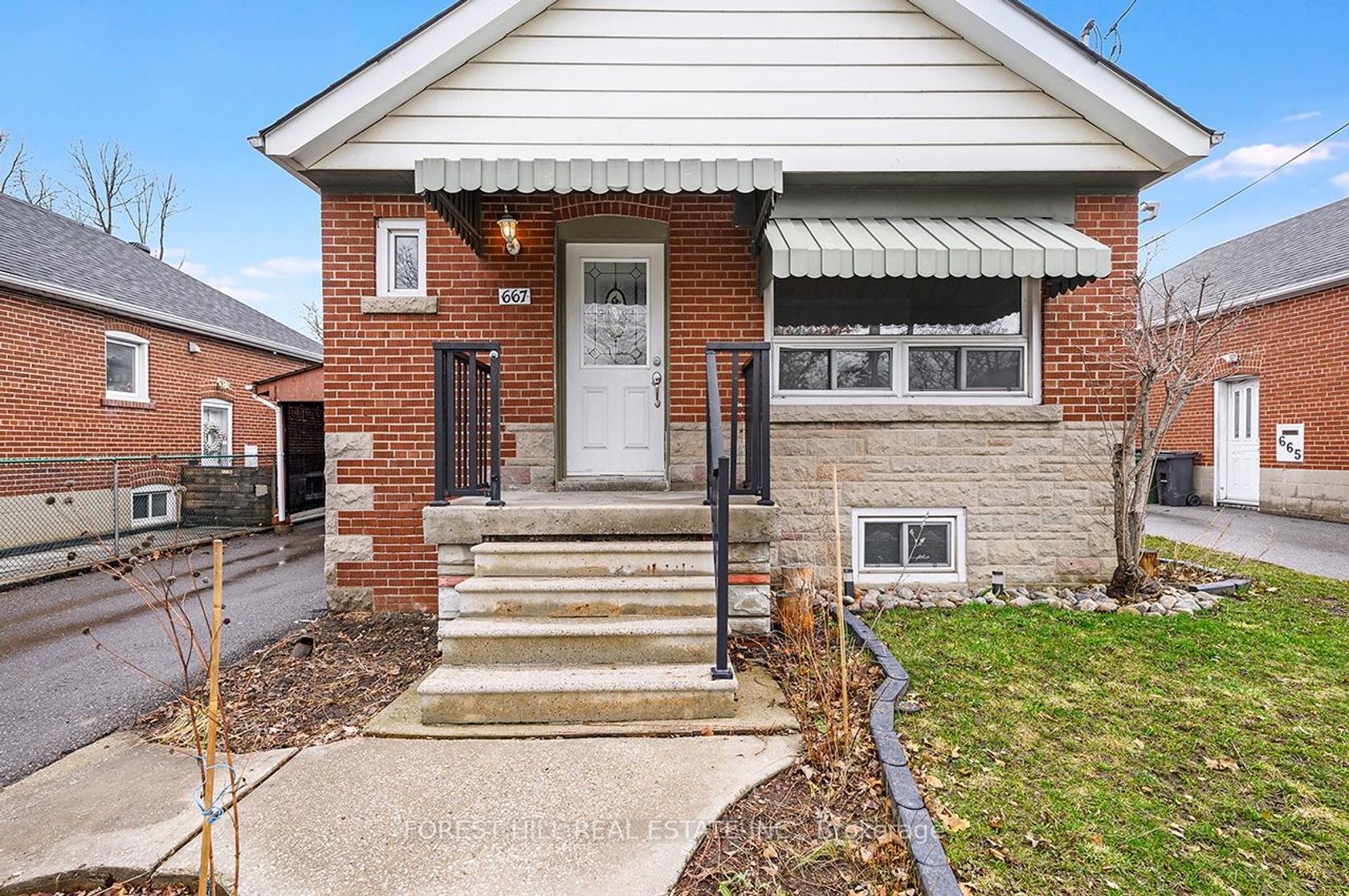 667 Pharmacy Avenue, Birchmount, Toronto 