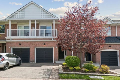 Photo 0 at 10 Tamarack Circle, The Westway, Toronto