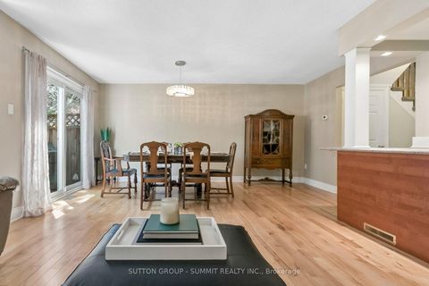 Photo 16 at 10 Tamarack Circle, The Westway, Toronto