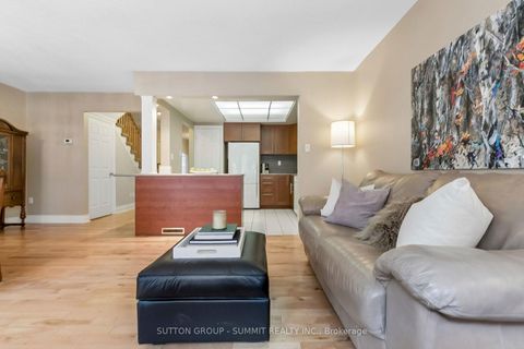 Photo 17 at 10 Tamarack Circle, The Westway, Toronto