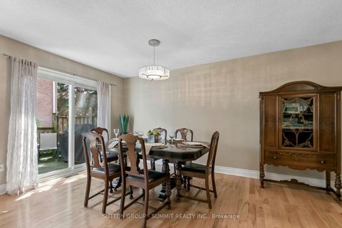 Photo 18 at 10 Tamarack Circle, The Westway, Toronto
