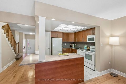 Photo 21 at 10 Tamarack Circle, The Westway, Toronto