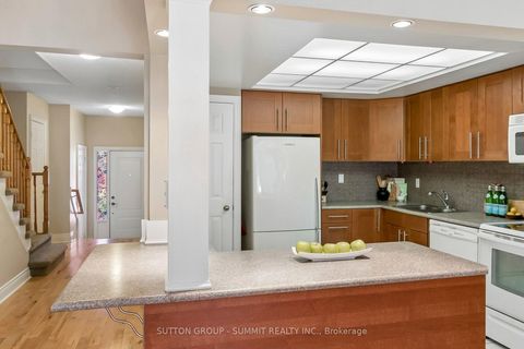 Photo 22 at 10 Tamarack Circle, The Westway, Toronto