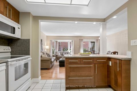 Photo 26 at 10 Tamarack Circle, The Westway, Toronto