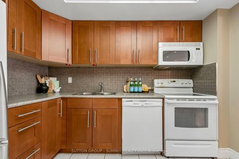 Photo 27 at 10 Tamarack Circle, The Westway, Toronto