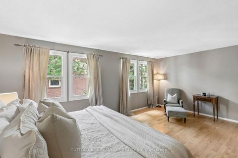 Photo 37 at 10 Tamarack Circle, The Westway, Toronto