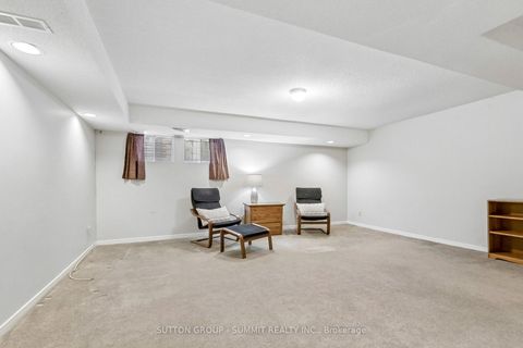 Photo 42 at 10 Tamarack Circle, The Westway, Toronto