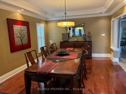 Photo 12 at 90 Siderno Crescent, East Woodbridge, Vaughan