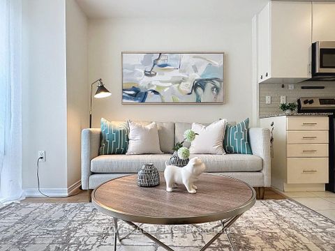 Photo 4 at 35 - 26 Fieldway Road, City Centre West, Toronto
