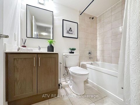 Photo 17 at 35 - 26 Fieldway Road, City Centre West, Toronto