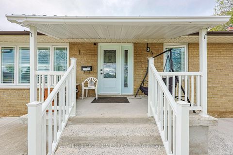 Photo 4 at 3 Mozart Avenue, Ionview, Toronto