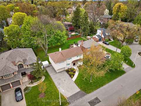Photo 0 at 27 Nottingham Drive, Humber Valley, Toronto