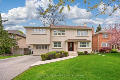 Photo 1 at 27 Nottingham Drive, Humber Valley, Toronto