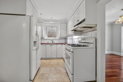 Photo 15 at 27 Nottingham Drive, Humber Valley, Toronto