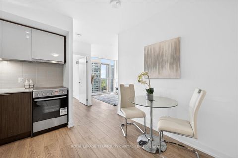 Photo 13 at 3002 - 159 Wellesley Street E, South St. James Town, Toronto