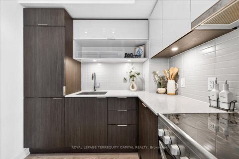 Photo 15 at 3002 - 159 Wellesley Street E, South St. James Town, Toronto