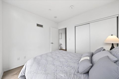 Photo 23 at 3002 - 159 Wellesley Street E, South St. James Town, Toronto
