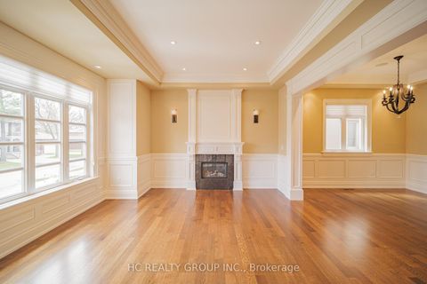 Photo 3 at 218A Holmes Avenue, Willowdale East, Toronto