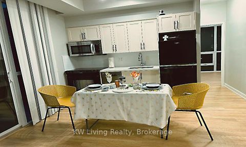 Photo 4 at 1707 - 126 Simcoe Street, Waterfront Communities C1, Toronto