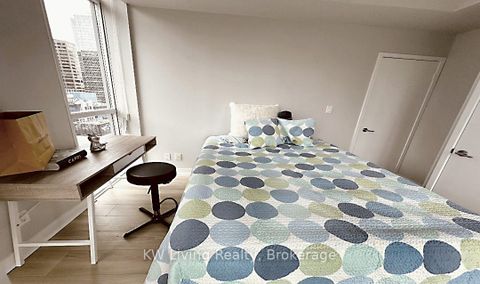 Photo 5 at 1707 - 126 Simcoe Street, Waterfront Communities C1, Toronto