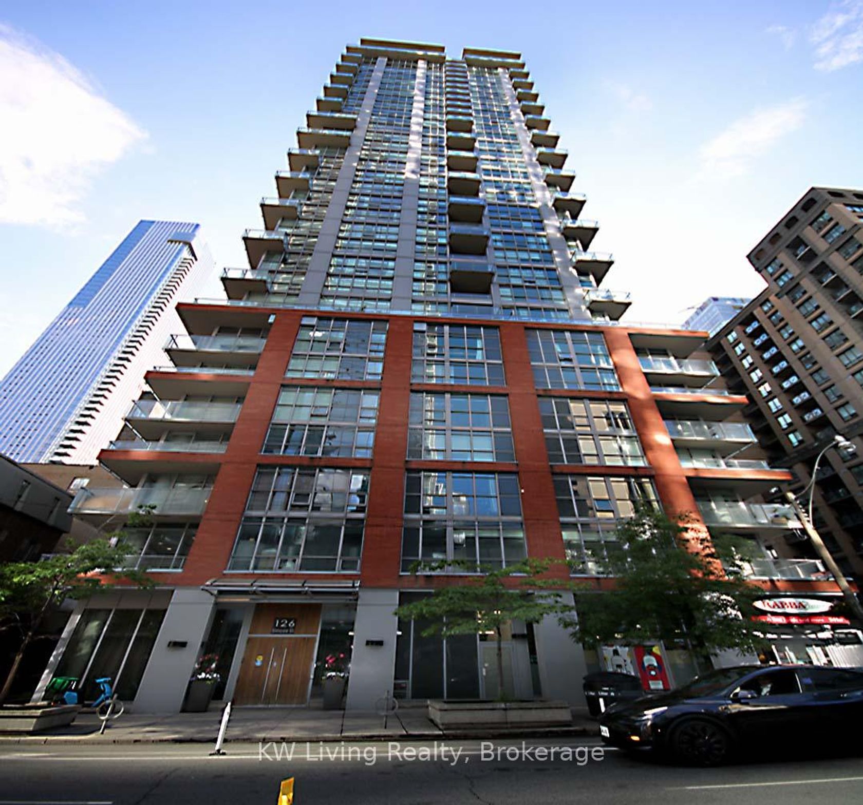 1707 - 126 Simcoe Street, Waterfront Communities C1, Toronto photo number 2
