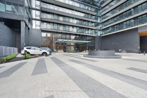 Photo 2 at 513S - 127 Broadway Avenue, Mount Pleasant West, Toronto