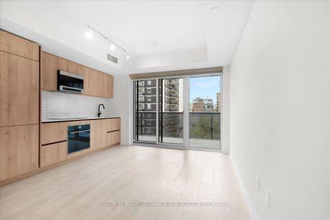 Photo 10 at 513S - 127 Broadway Avenue, Mount Pleasant West, Toronto