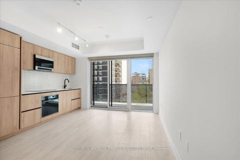 Photo 11 at 513S - 127 Broadway Avenue, Mount Pleasant West, Toronto