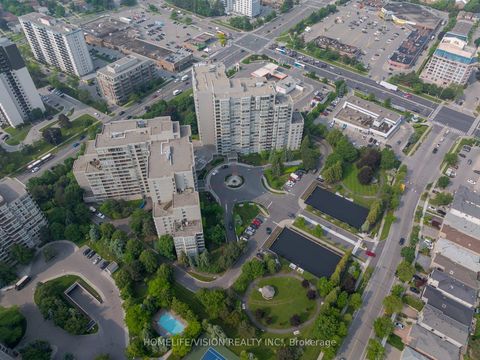 Photo 9 at 413 - 7 Townsgate Drive, Yorkhill, Vaughan
