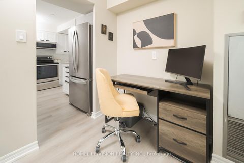 Photo 27 at 413 - 7 Townsgate Drive, Yorkhill, Vaughan
