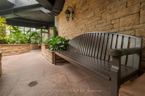 Photo 42 at 413 - 7 Townsgate Drive, Yorkhill, Vaughan