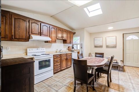 Photo 11 at 21 Hatherley Road, Fairbank, Toronto