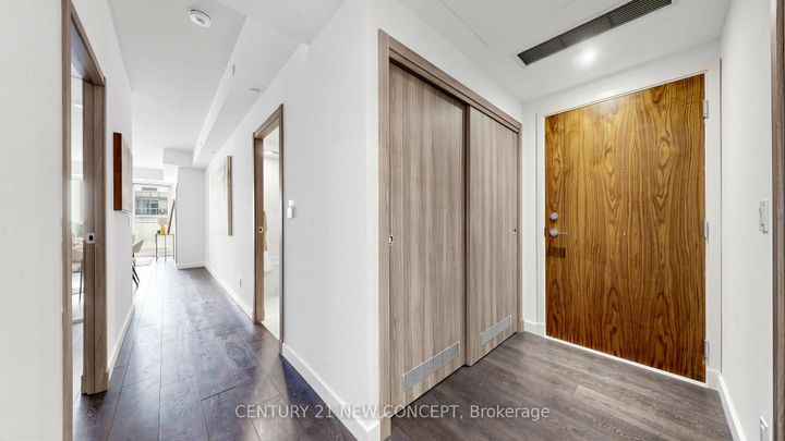 Photo 3 at 206 - 25 McMahon Drive, Bayview Village, Toronto