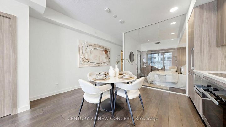 Photo 8 at 206 - 25 McMahon Drive, Bayview Village, Toronto